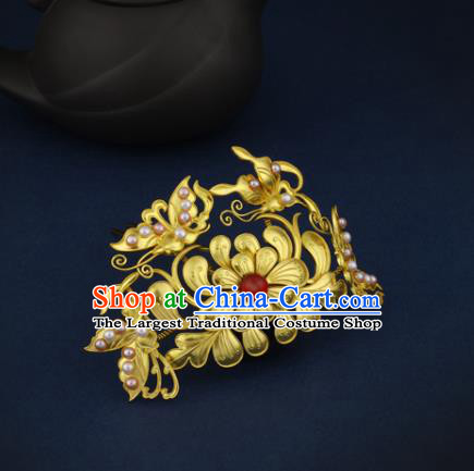 China Ancient Empress Pearls Butterfly Hairpin Handmade Traditional Ming Dynasty Golden Chrysanthemum Hair Stick