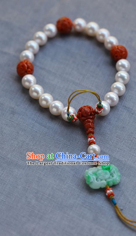 Chinese Traditional Qing Dynasty Agate Carving Brooch Ancient Empress Jadeite Jewelry Accessories