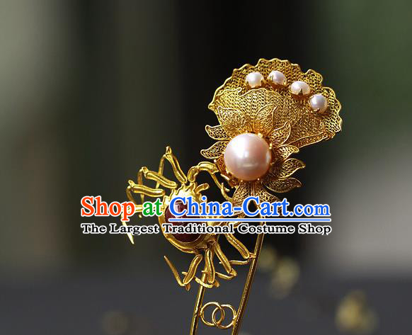 China Ancient Empress Gems Hairpin Traditional Ming Dynasty Golden Crab Hair Stick