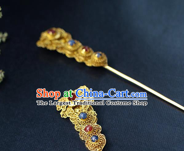 China Ancient Court Beauty Gems Headpiece Traditional Ming Dynasty Empress Filigree Peony Hairpin