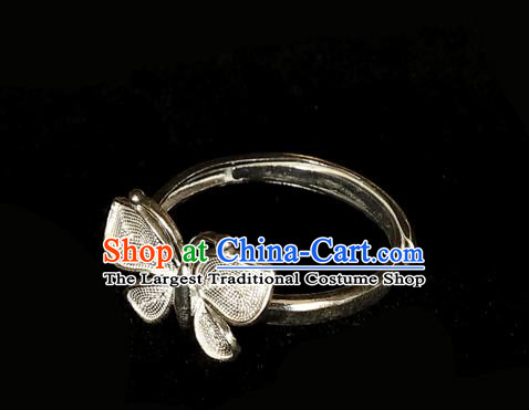 Handmade Chinese Silver Butterfly Ring Accessories Traditional Cheongsam Circlet Jewelry