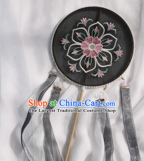 China Classical Black Silk Circular Fan Traditional Tang Dynasty Princess Fan Handmade Embroidered Palace Fan