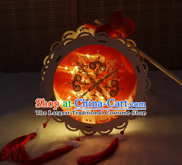 China Embroidery Red Silk Lamp Embroidered Portable Lantern Handmade New Year Flower Drum Lantern