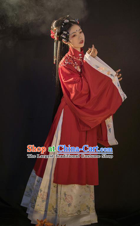 Traditional China Ancient Royal Princess Hanfu Clothing Ming Dynasty Historical Costumes for Patrician Lady