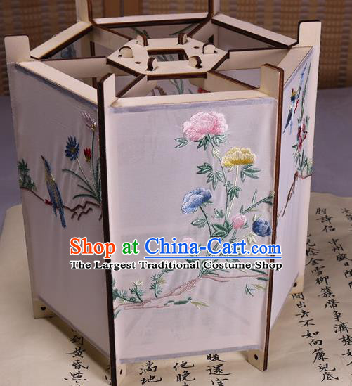 China Handmade Hanging Lamp Classical Embroidered Peony Palace Lantern Traditional Silk Hexagon Lanterns