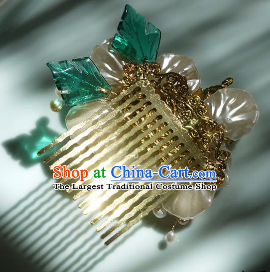 China Handmade Ancient Princess Shell Gardenia Hair Comb Traditional Ming Dynasty Pearls Hairpin