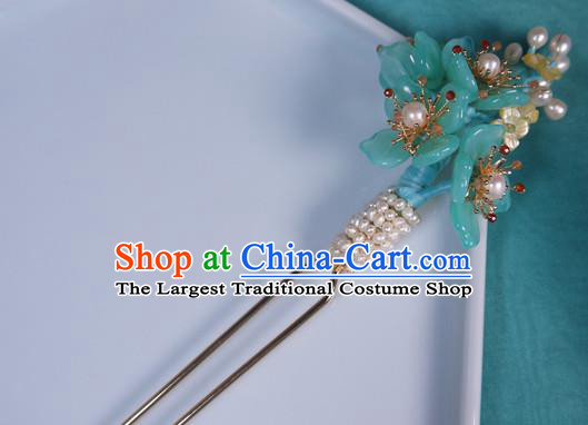 China Handmade Ancient Princess Green Plum Hair Stick Traditional Ming Dynasty Pearls Hairpin