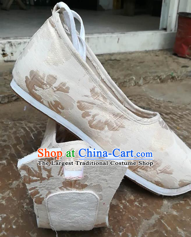 China Traditional Han Dynasty Princess Shoes Classical Wedding Shoes Light Golden Brocade Shoes