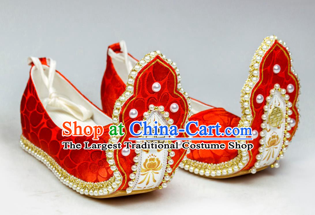 China Hanfu Wedding Shoes Traditional Song Dynasty Princess Pearls Shoes Classical Red Brocade Shoes