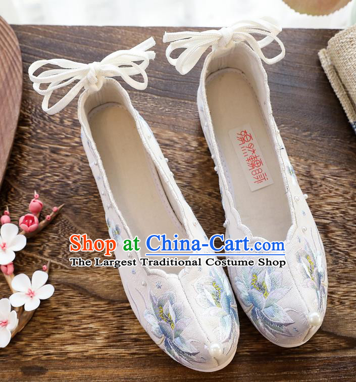 China Hanfu Bow Shoes Traditional White Cloth Shoes Classical Embroidered Lotus Shoes