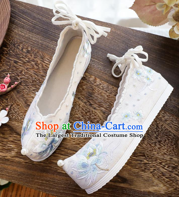 China Hanfu Bow Shoes Traditional White Cloth Shoes Classical Embroidered Lotus Shoes