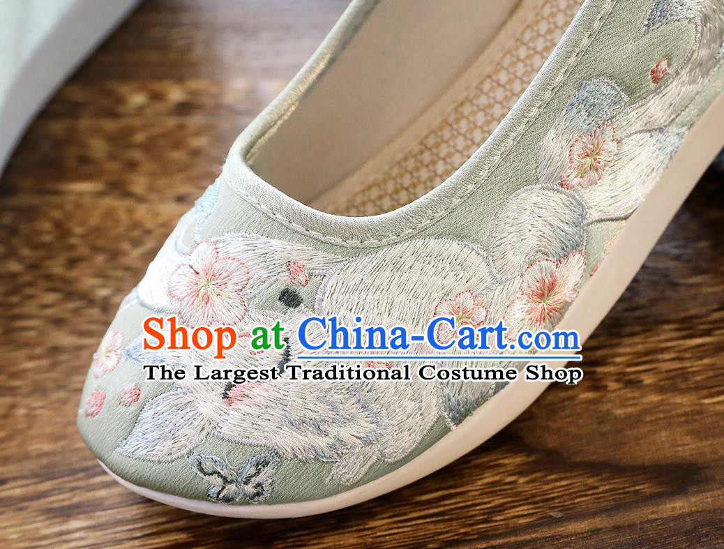 China Traditional Hanfu Shoes Winter Women Shoes Classical Embroidered Fox Light Green Satin Shoes