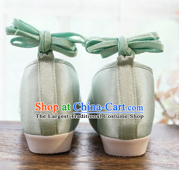 China Traditional Hanfu Shoes Winter Women Shoes Classical Embroidered Fox Light Green Satin Shoes