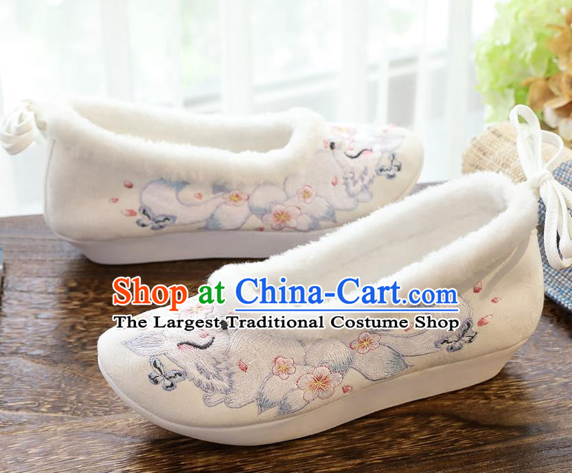 China Classical Embroidered Fox Shoes Traditional Hanfu Shoes Winter Women Brushed Shoes