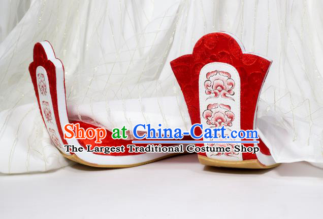 China Handmade Painting Clouds Red Brocade Shoes Traditional Tang Dynasty Princess Shoes Classical Wedding Shoes