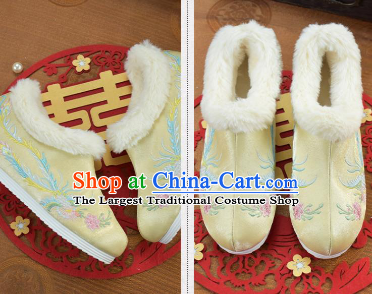 China Embroidered Phoenix Yellow Cloth Shoes Traditional Winter Shoes National Ankle Boots