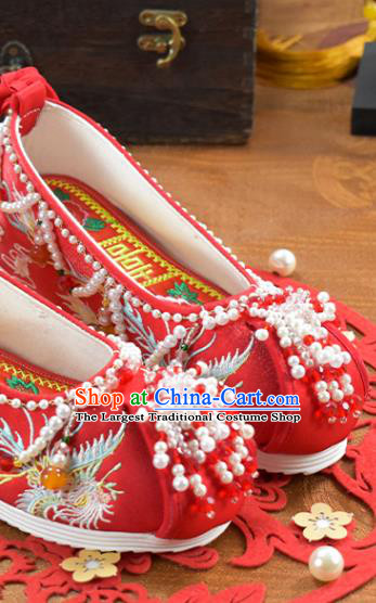 China Traditional Hanfu Shoes National Embroidered Phoenix Red Cloth Shoes Wedding Pearls Shoes
