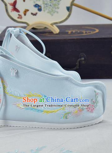 China Light Blue Cloth Shoes Traditional Princess Shoes Women Hanfu Shoes National Embroidered Shoes