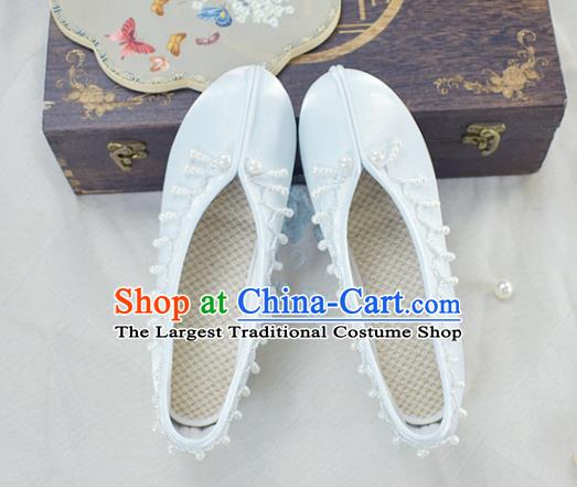 China Traditional Hanfu Shoes White Satin Shoes National Women Beads Tassel Shoes