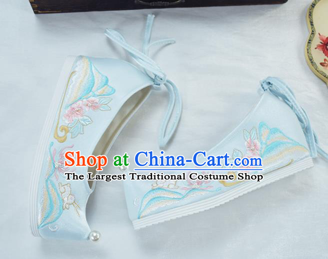 China Embroidered Peach Blossom Shoes National Wedding Shoes Women Light Blue Cloth Shoes Traditional Hanfu Bow Shoes