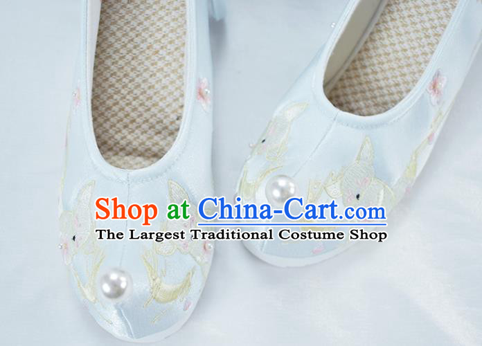 China National Women Shoes Traditional Light Blue Cloth Shoes Embroidered Shoes