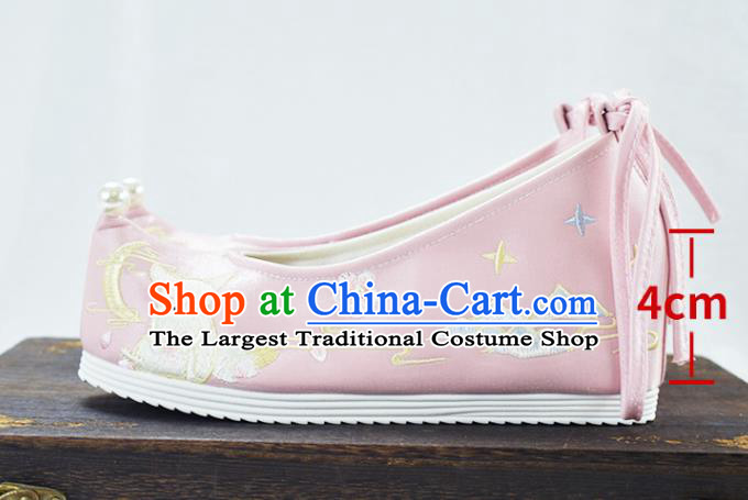 China Traditional Pink Cloth Shoes Embroidered Shoes National Women Shoes