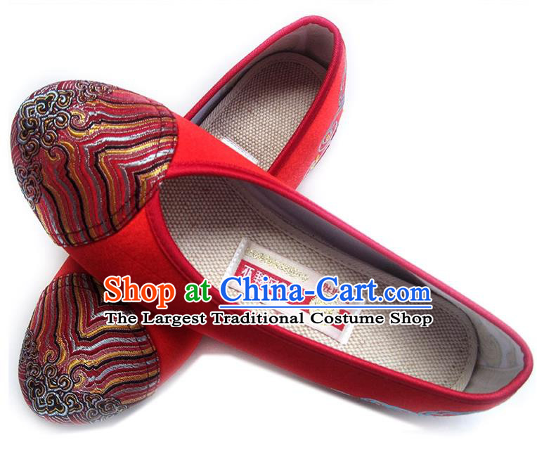 China Traditional Bride Shoes National Women Shoes Embroidered Red Satin Shoes