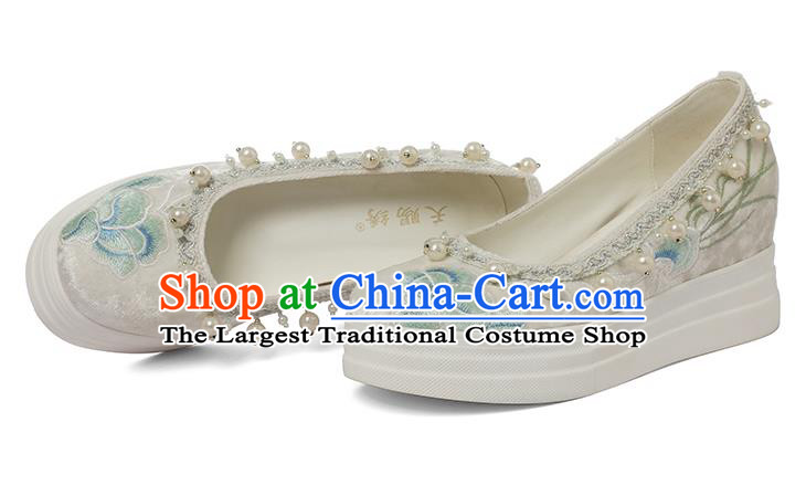 China Hanfu Shoes Embroidered Peony Shoes White Cloth Shoes Pearls Shoes