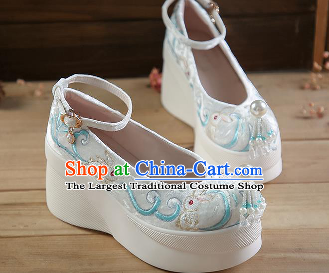 China White Velvet Shoes Traditional Hanfu Shoes Embroidered Rabbit Platform Shoes