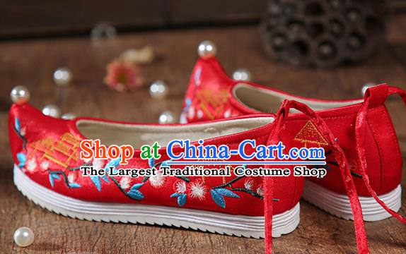 China Ancient Bride Shoes Traditional Wedding Hanfu Shoes Embroidered Red Satin Shoes