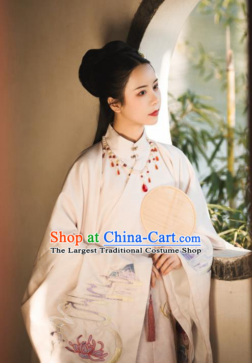 China Ancient Court Beauty Embroidered Costumes Traditional Ming Dynasty Royal Princess Clothing for Women