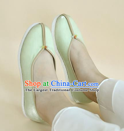 China Traditional Hanfu Light Green Satin Shoes Women Shoes National Shoes