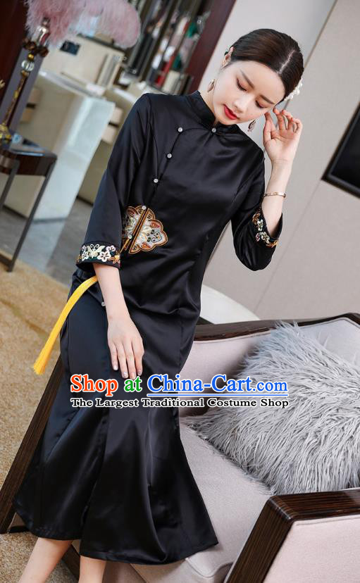 Chinese National Women Zen Clothing Classical Embroidered Navy Silk Qipao Dress Traditional Cheongsam