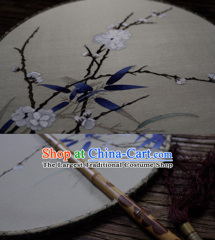 China Ancient Song Dynasty Princess Circular Fan Traditional Beige Silk Fan Handmade Plum Blossom Pattern Palace Fan