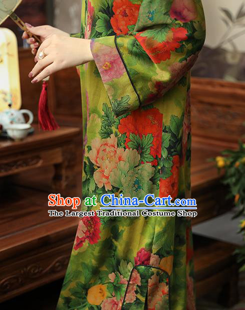 Asian Chinese Traditional Qing Dynasty Court Lady Qipao Dress Classical Peony Design Green Silk Cheongsam Clothing