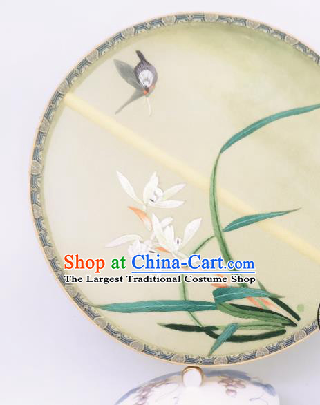 China Classical Embroidered Orchids Circular Fans Ancient Princess Palace Fan Traditional Song Dynasty Light Yellow Silk Fan