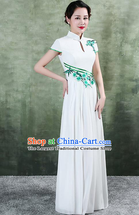 China Stage Performance Chorus Clothing Classical Embroidery White Qipao Dress Catwalks Show Cheongsam