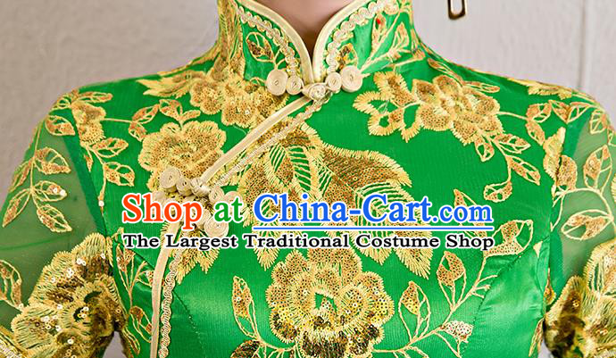 China Classical Dance Lace Sequins Green Qipao Dress Catwalks Show Aodai Cheongsam