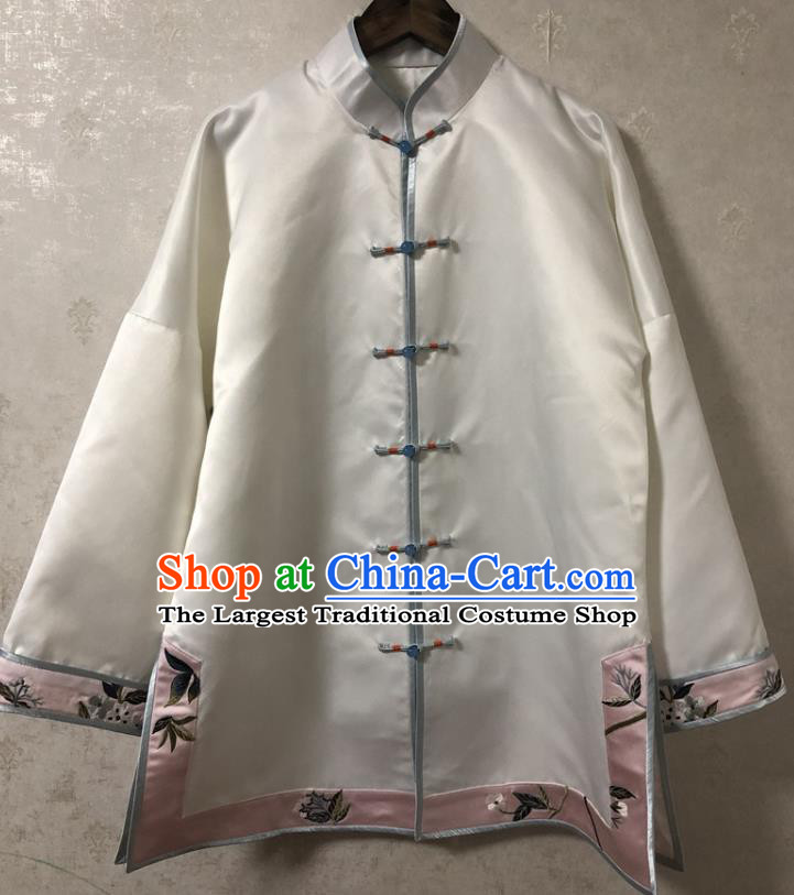 China Woman Upper Outer Garment Tang Suit White Silk Blouse Traditional Embroidered Shirt