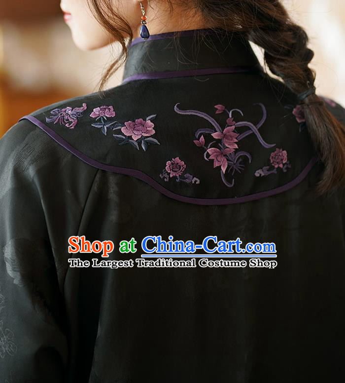 China Classical Embroidered Black Silk Cheongsam Costume National Young Beauty Stand Collar Qipao Dress