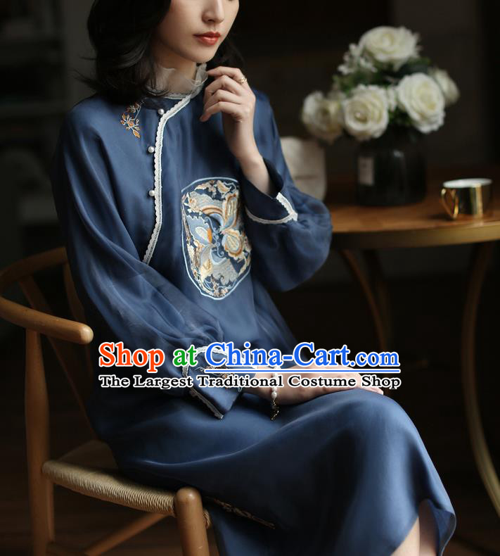 China Embroidered Navy Silk Cheongsam Costume Traditional Stage Performance Qipao Dress