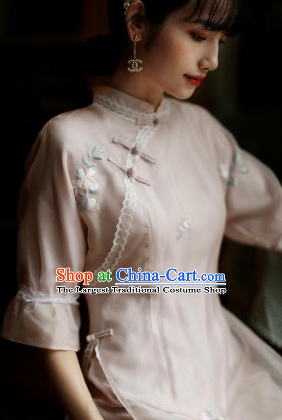 China Young Lady Classical Cheongsam Costume Traditional Embroidered Pink Silk Qipao Dress