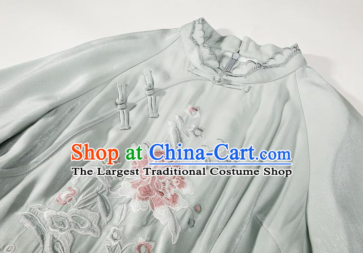 China Classical Cheongsam Costume Traditional Embroidered Light Green Qipao Dress