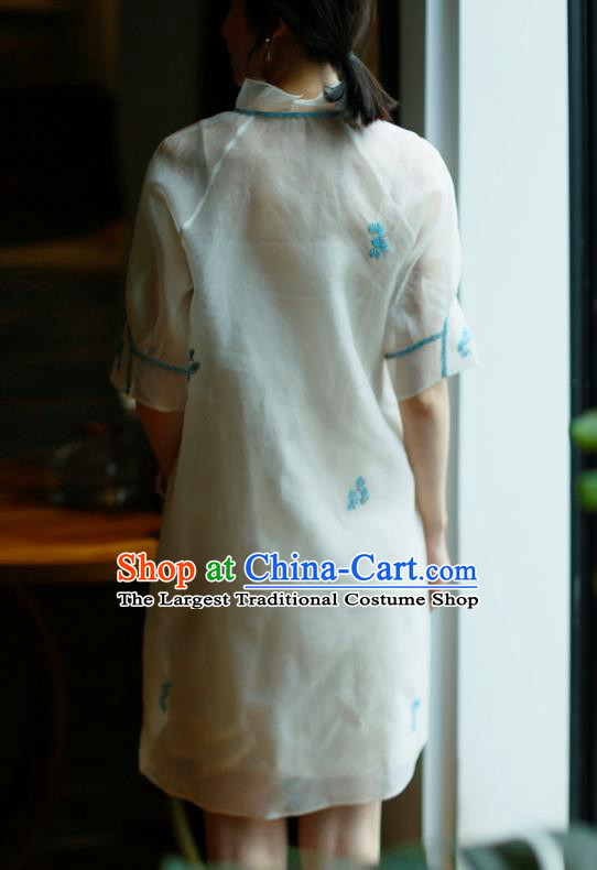 China Modern Cheongsam Costume Traditional Embroidered White Organdy Short Qipao Dress