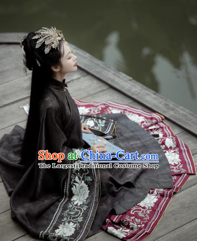 China Ancient Royal Princess Hanfu Dress Apparels Traditional Ming Dynasty Court Woman Historical Clothing