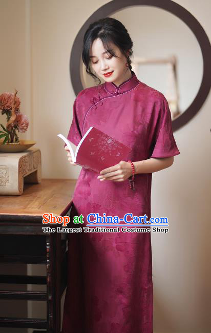 China National Cheongsam Classical Jacquard Wine Red Silk Qipao DressChina National Cheongsam Classical Jacquard Wine Red Silk Qipao Dress