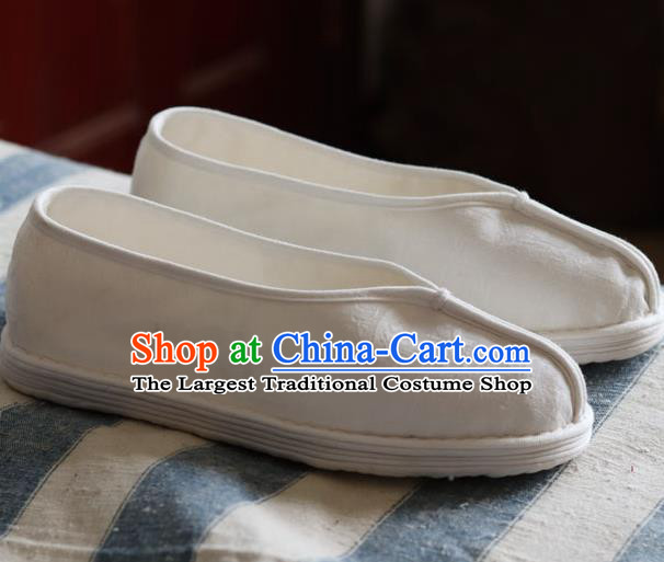 China Handmade Multi Layered White Cloth Shoes National Country Woman Shoes