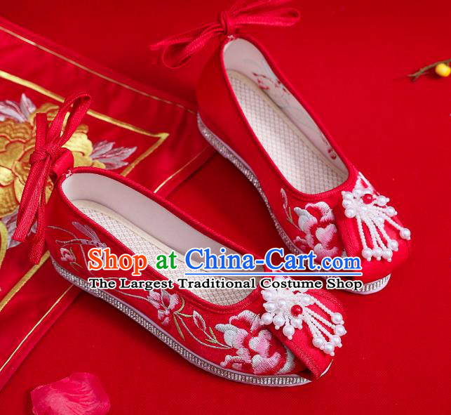 China Handmade Wedding Red Cloth Shoes National Embroidered Shoes Pearls Tassel Hanfu Shoes