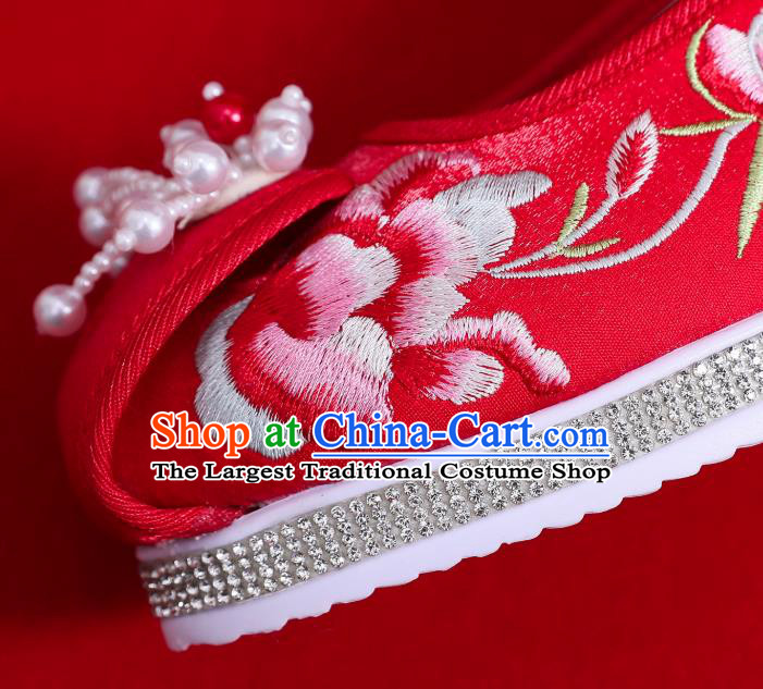 China Handmade Wedding Red Cloth Shoes National Embroidered Shoes Pearls Tassel Hanfu Shoes