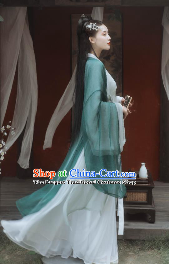 China Ancient Female Swordsman Green Hanfu Dress Traditional Jin Dynasty Young Beauty Historical Clothing